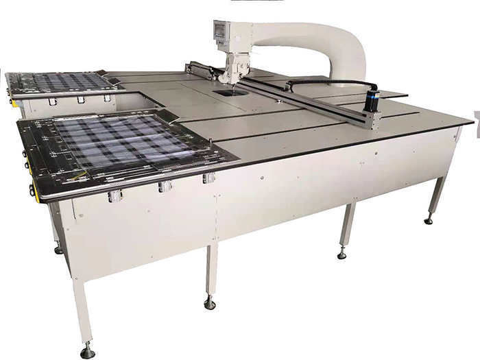 自动送料旋转头模板机